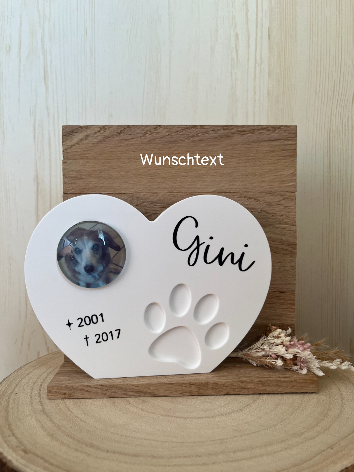 Herz mit Pfote und Foto, Klötzchenwand und Wunschtext