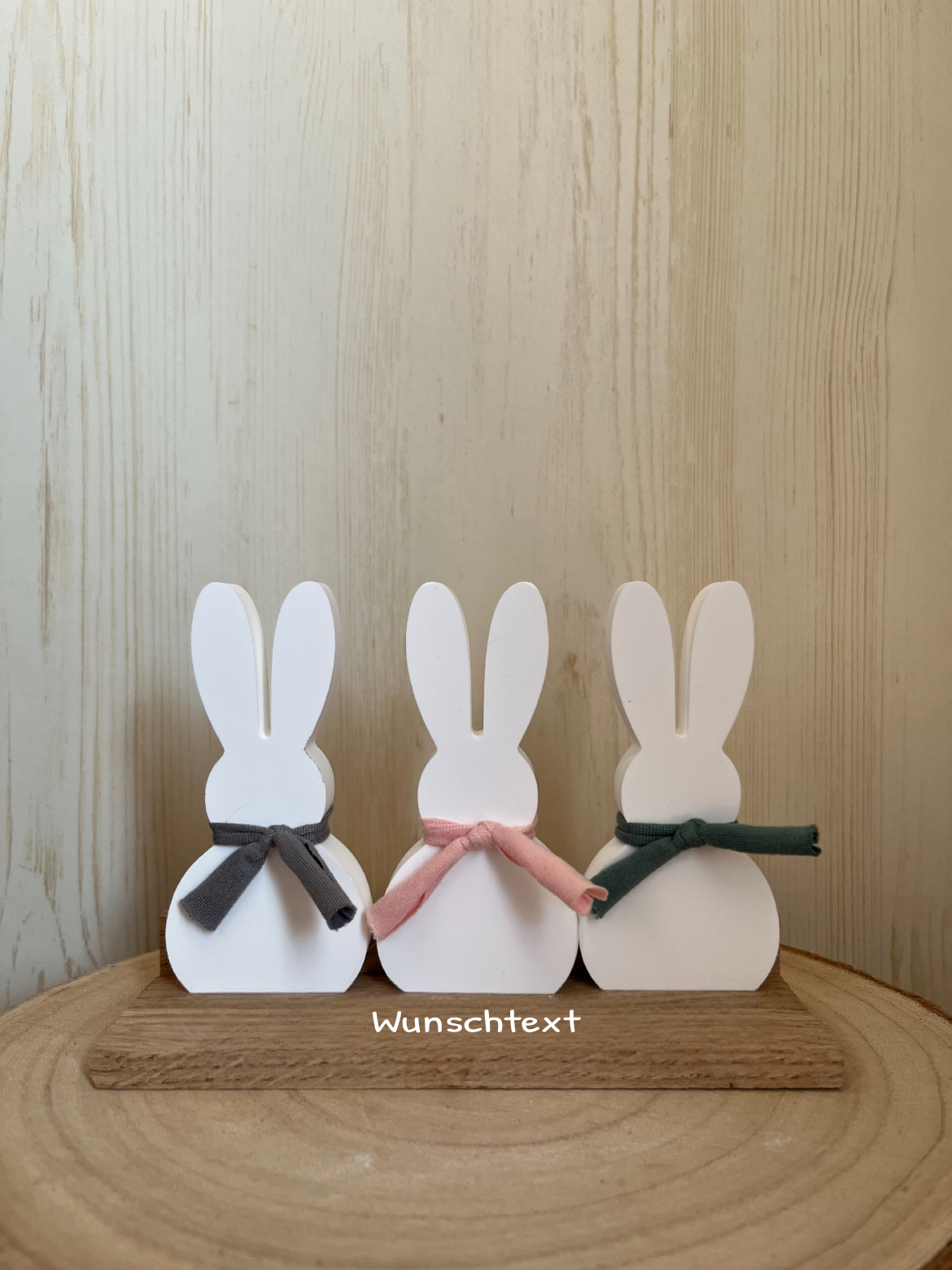3er-Set stehende Hasen mit Halsband, Klötzchenleiste und Wunschtext