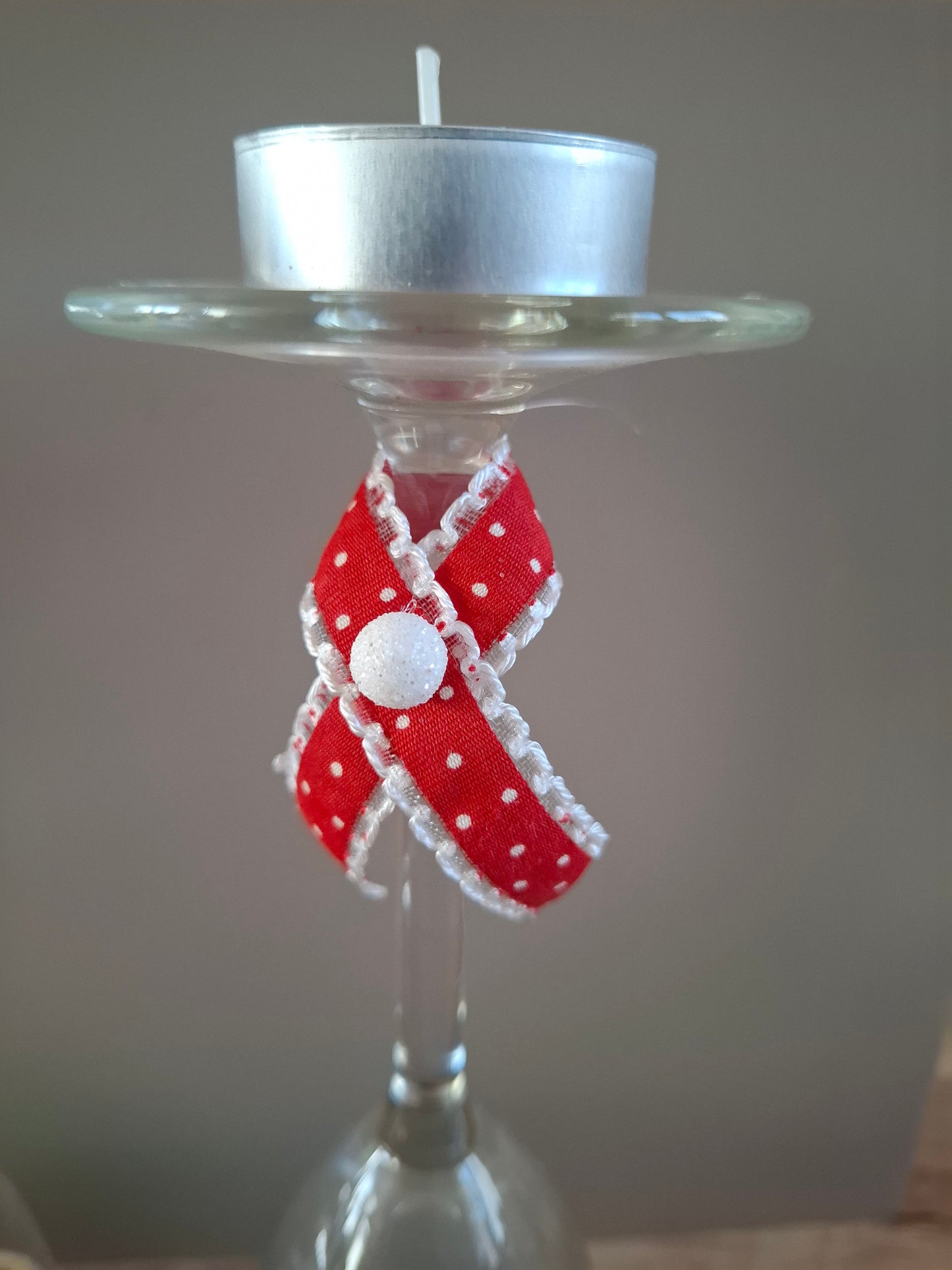 Teelichthalter Sektglas weihnachtlich dekoriert