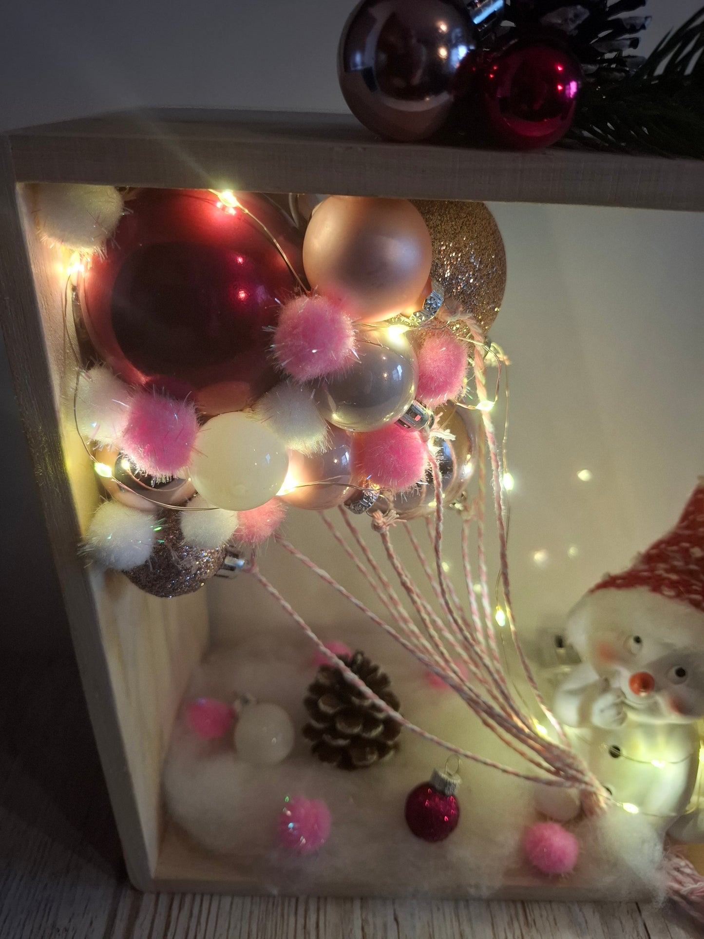 Beleuchteter Holzkasten mit Timer-Funktion zum Hinstellen oder Aufhängen, mittel