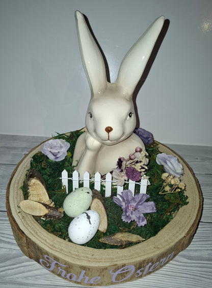 Einzelstück! Liebevoll dekoriertes Holz-Tablett zu Ostern flieder/lila