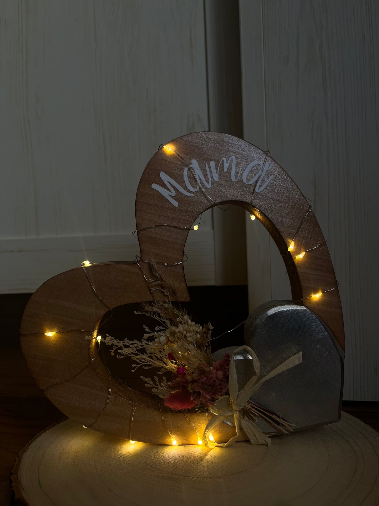 Holzherz "Mama" groß mit LED-Lichterkette