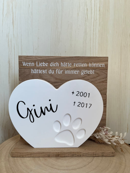 Herz mit Pfote, Klötzchenwand und Text